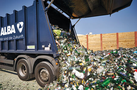 Auflösung eines Glasstandplatzes in Tübingen