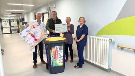 Schoduvel 2026: ALBA spendet 888 Euro an das Zentrum für Kinder- und Jugendmedizin