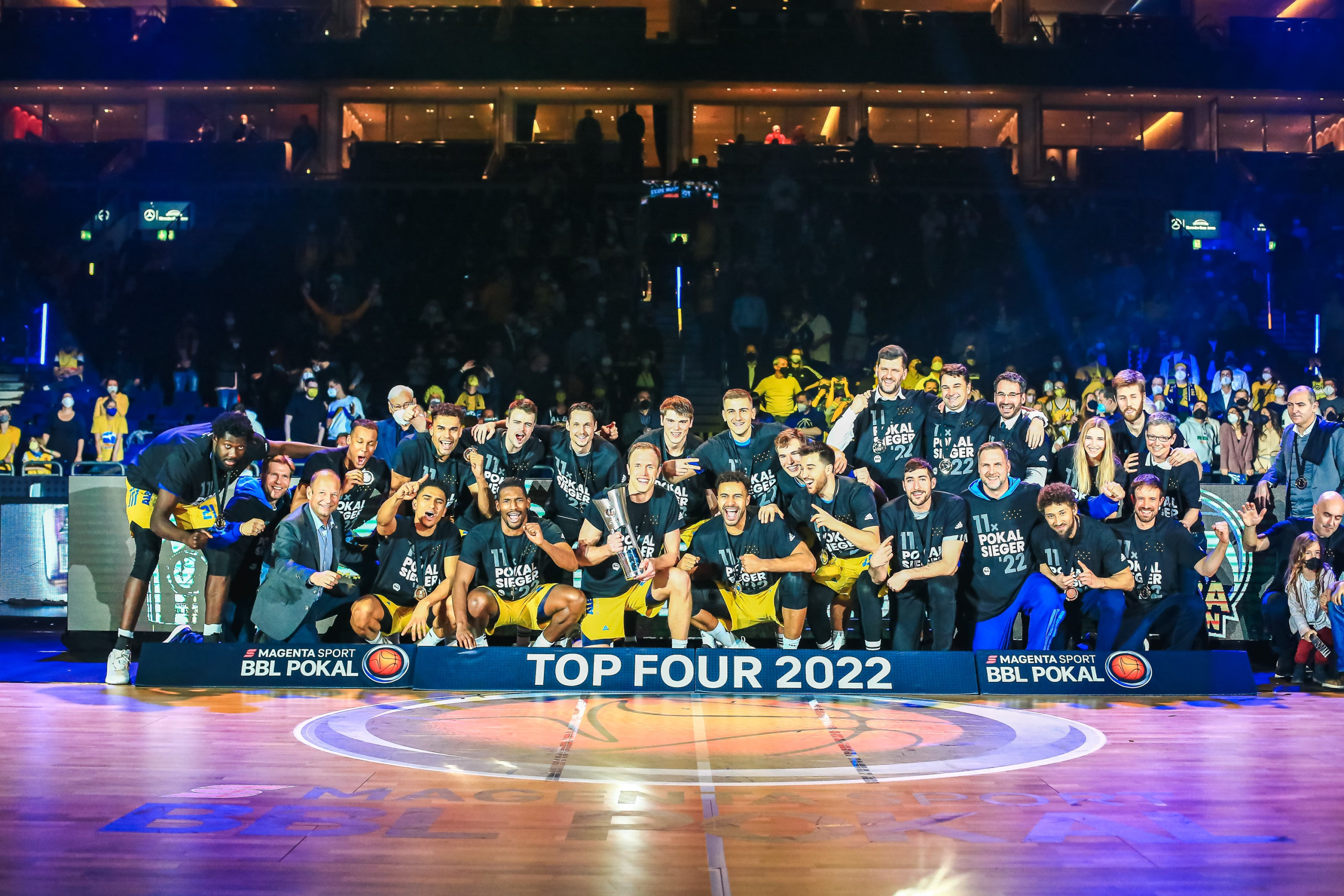 ALBA und Interseroh+ gratulieren Rekord-Pokalsieger ALBA BERLIN