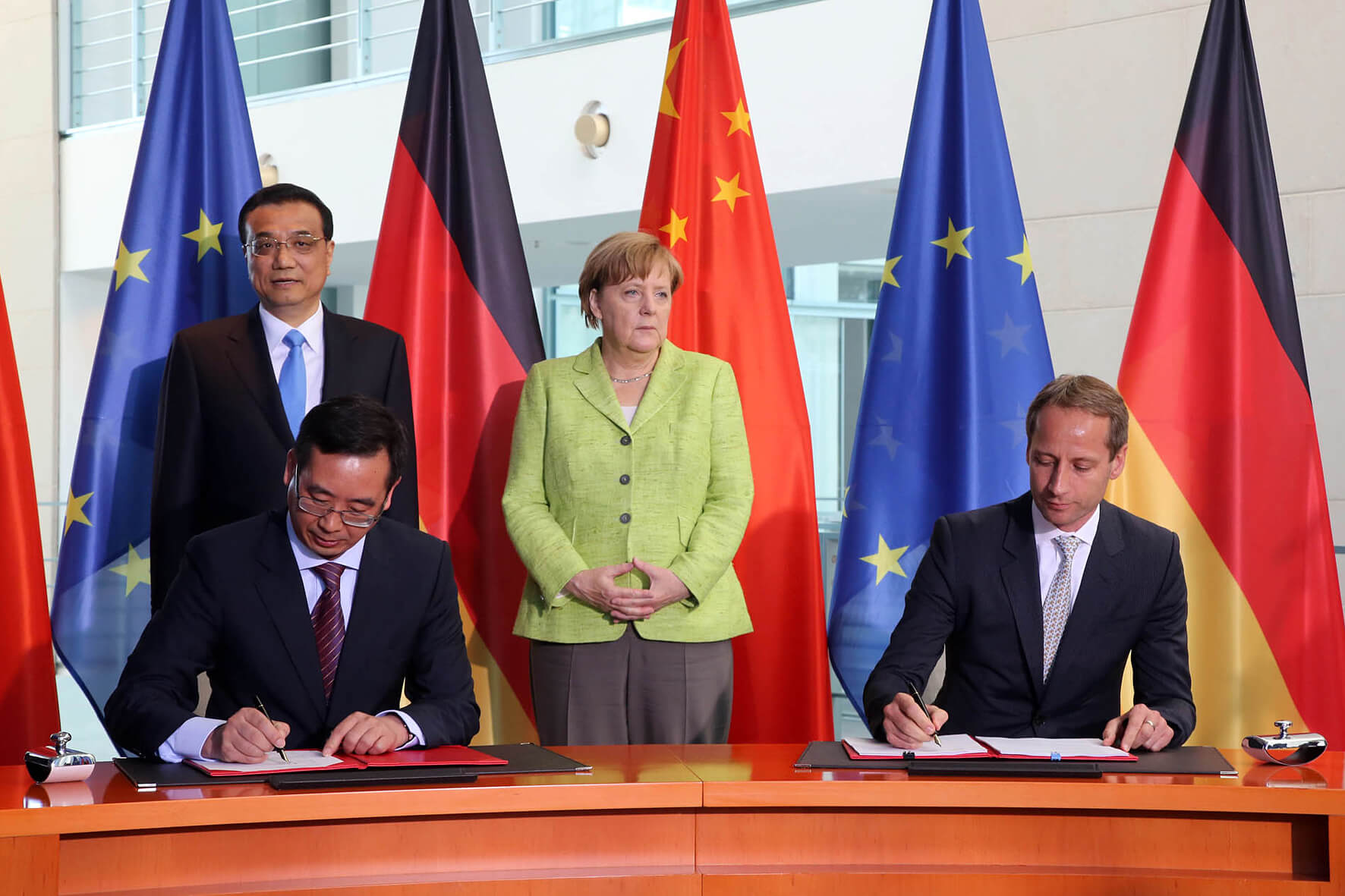 2017-Deyang-Signing-1-ALBA-Group