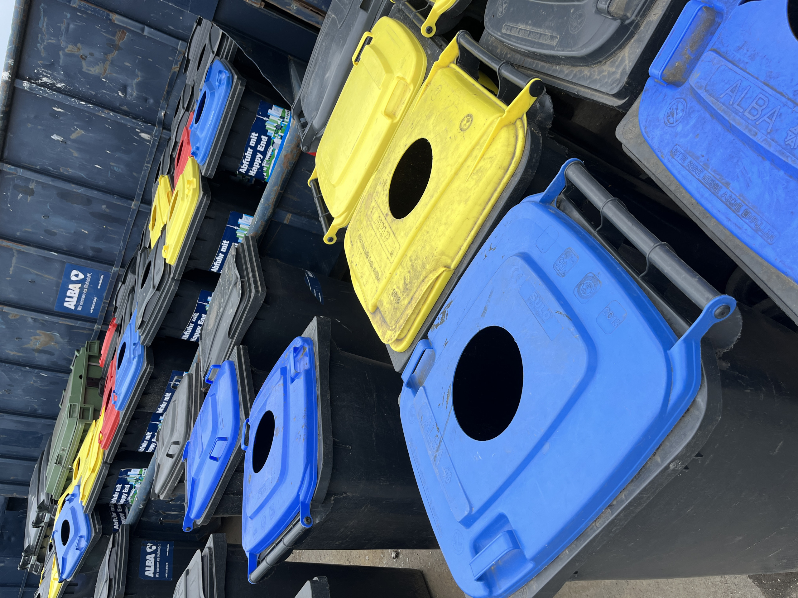 Tonnen Papier Leichtverpackungen – ALBA Waiblingen
